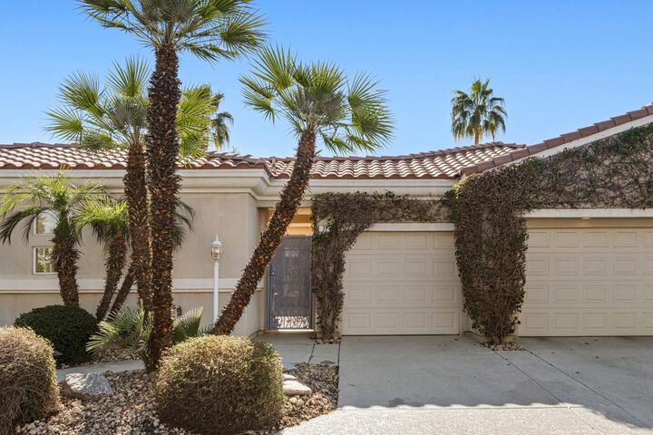 Property Photo:  77 Clavel Court  CA 92260 
