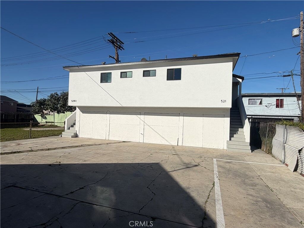 Property Photo:  521 W 78th  CA 90044 