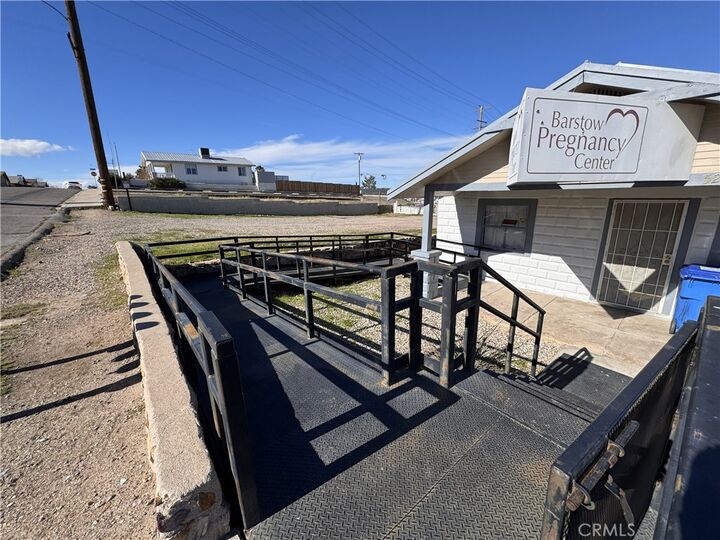 Property Photo:  521 E Williams Street  CA 92311 