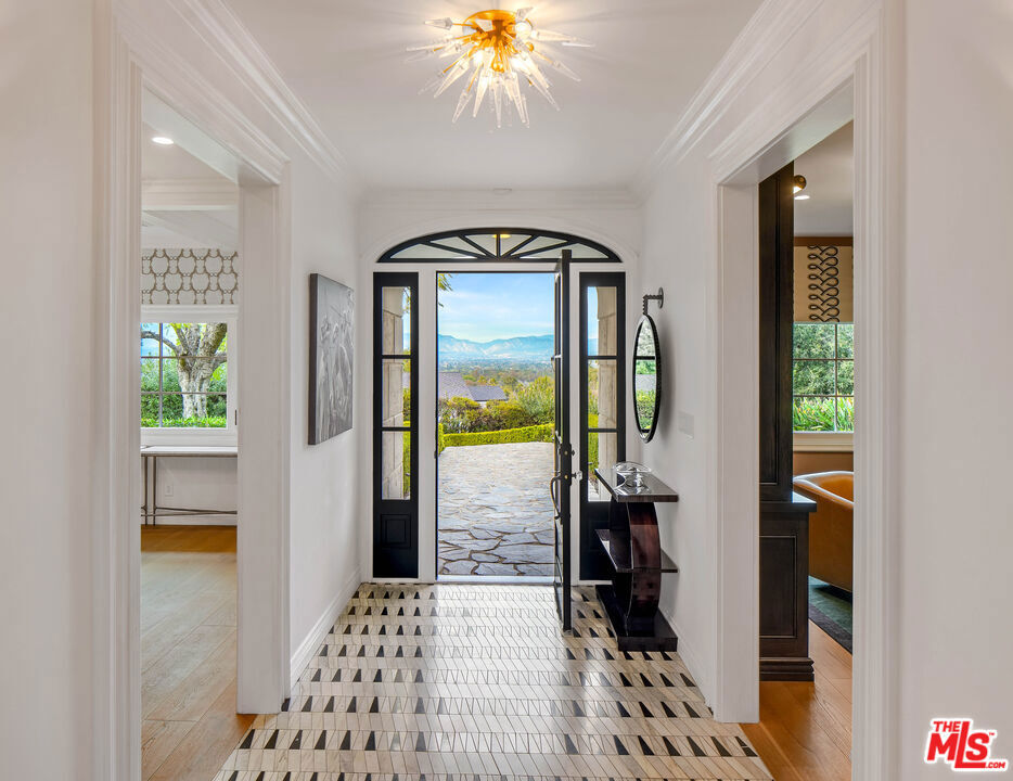 Property Photo:  4621 Balboa Avenue  CA 91316 