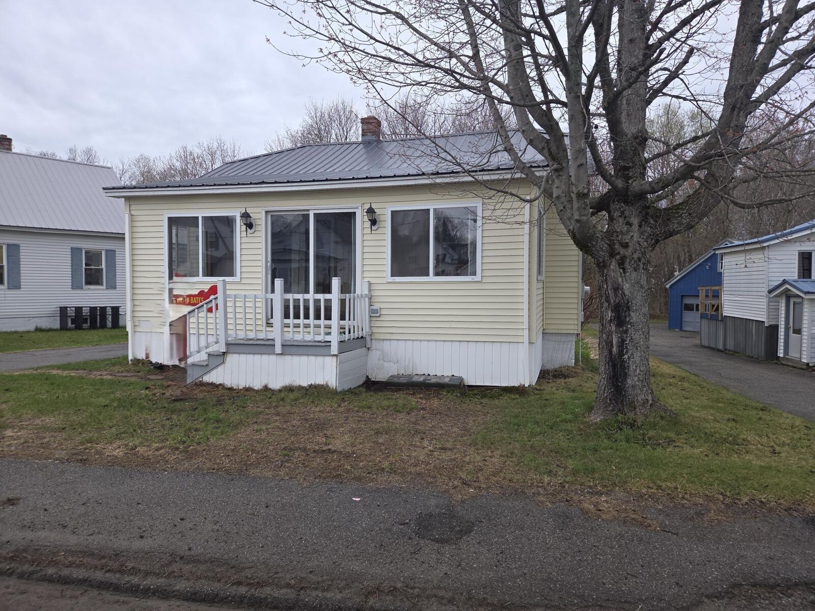 Property Photo: 90 Bates Street ME 04462