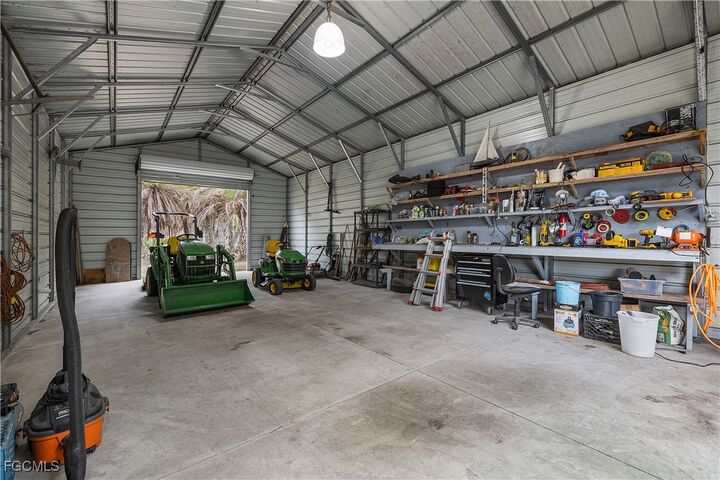 Property Photo: 15890 Quail Trail FL 33922