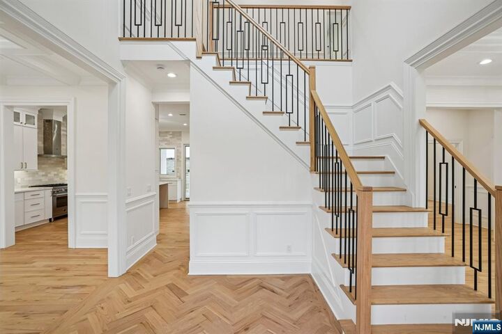 Property Photo:  19 Tilden Court  NJ 07039 