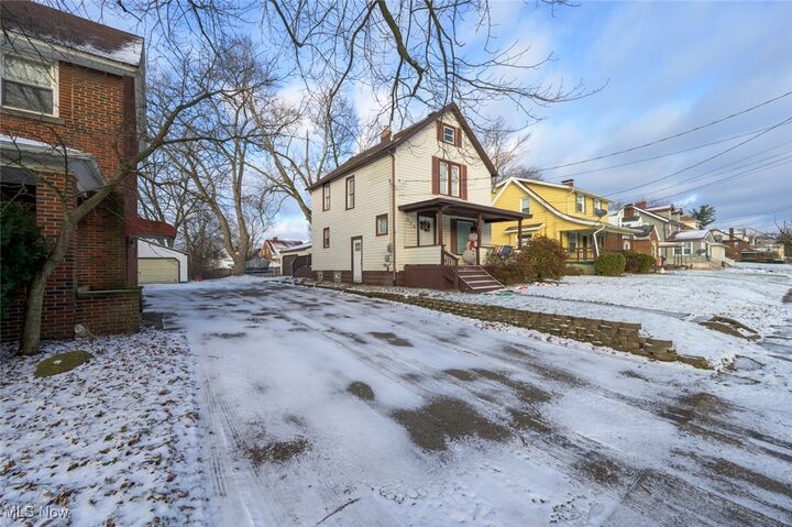 Property Photo:  114 Russell Avenue  OH 44446 