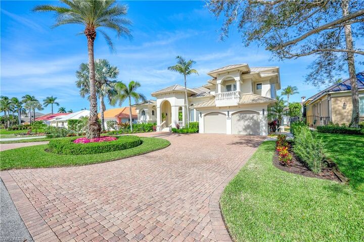 Property Photo:  447 Egret Ave  FL 34108 