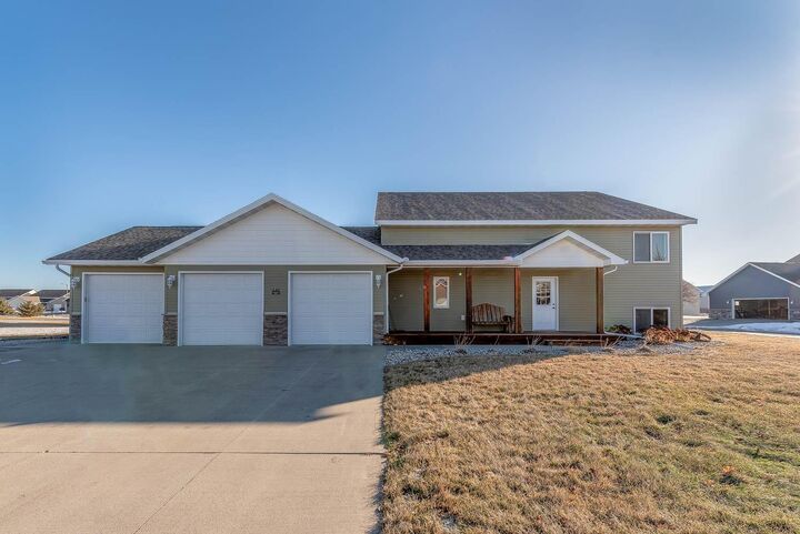 Property Photo:  141 Chase Avenue  MN 56074 