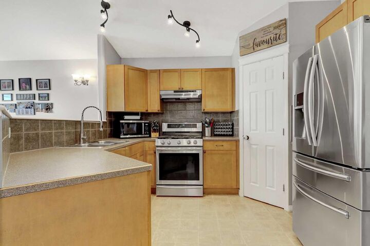 Property Photo:  8829 70 Avenue  AB T8X 0C1 