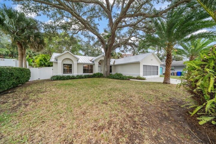 Property Photo:  189 Abeto Terrace  FL 32958 