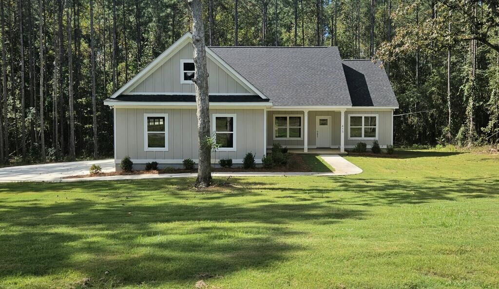 Property Photo:  415 Woodridge Lane  GA 39827 