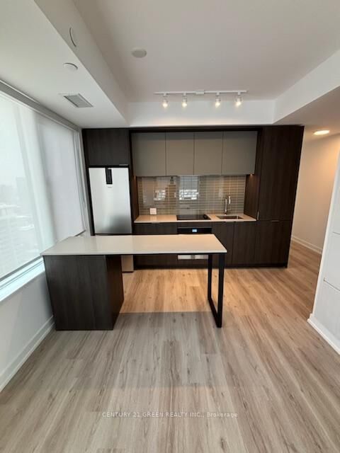 Property Photo:  395 Square One Drive #2803  ON L5B 0P6 