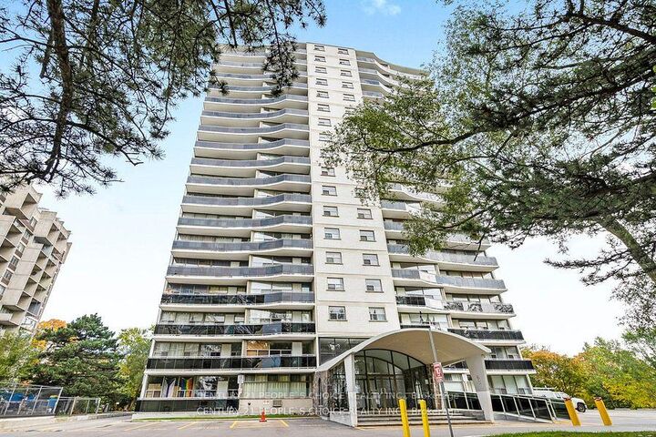 Photo de la propriété:  30 Speers Road 201  ON L6K 2E4 