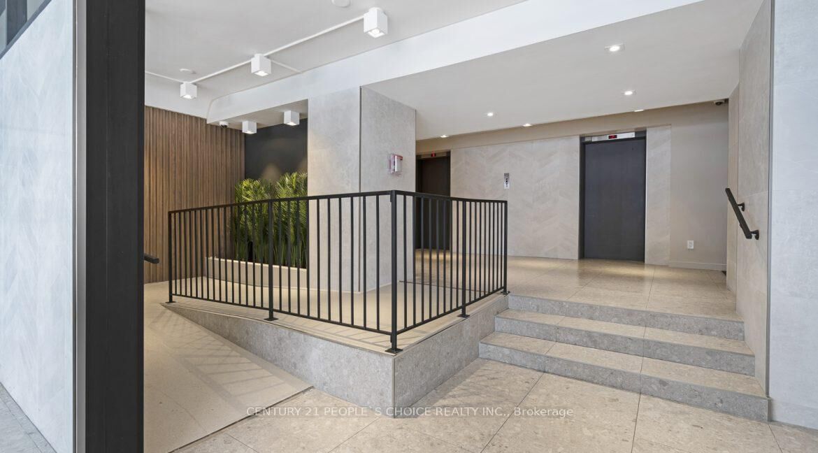 Property Photo:  3875 Sheppard Avenue E 804  ON M1T 3L6 