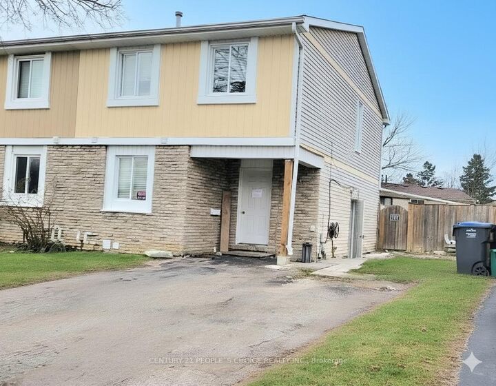 Property Photo:  23 Bruce Beer Drive Bsmt  ON L6V 2W7 