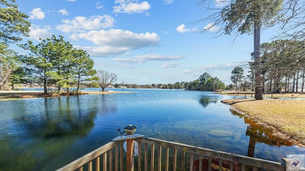 Property Photo: 437 Beaver Lake Dr TX 75501