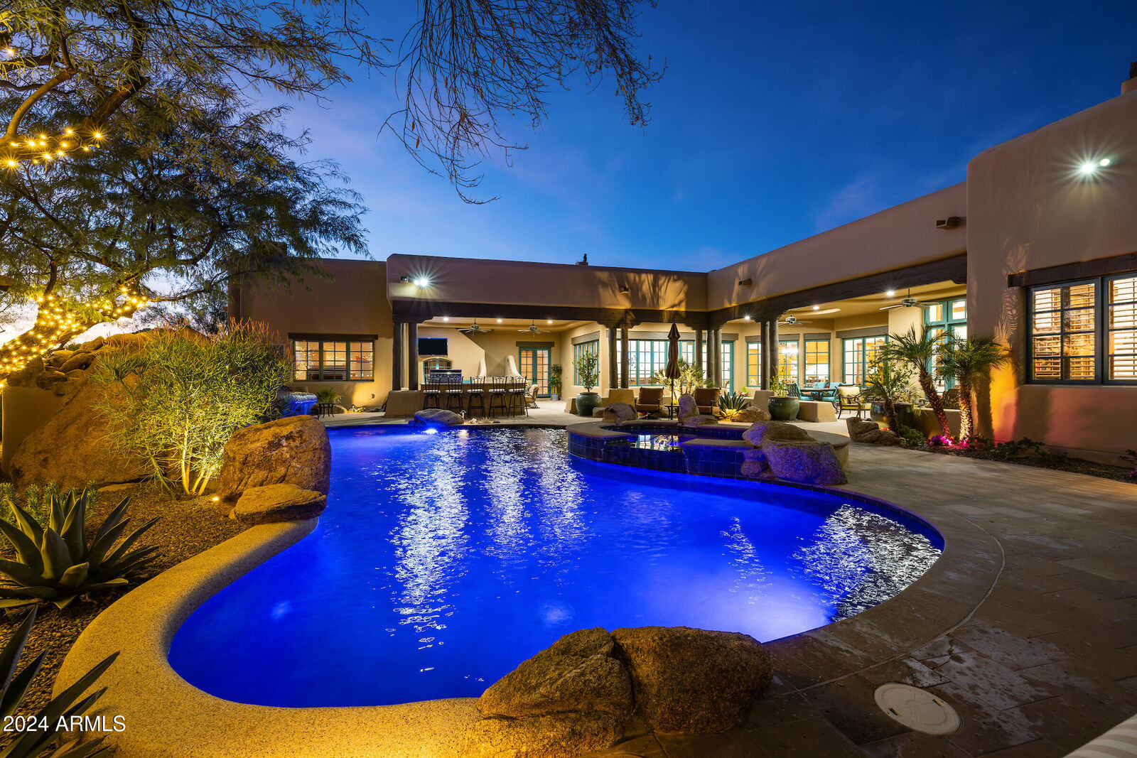 Property Photo: 33296 N Vanishing Trail AZ 85266