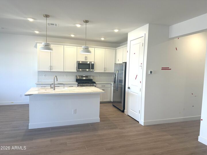 Property Photo:  784 W Sparrow Drive  AZ 85140 