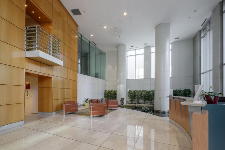 Photo de la propriété:  1288 Alberni  BC V6E 4N5 