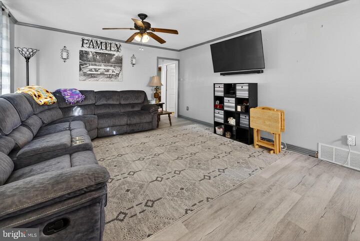 Property Photo:  2039 Bangor Avenue  NJ 08021 