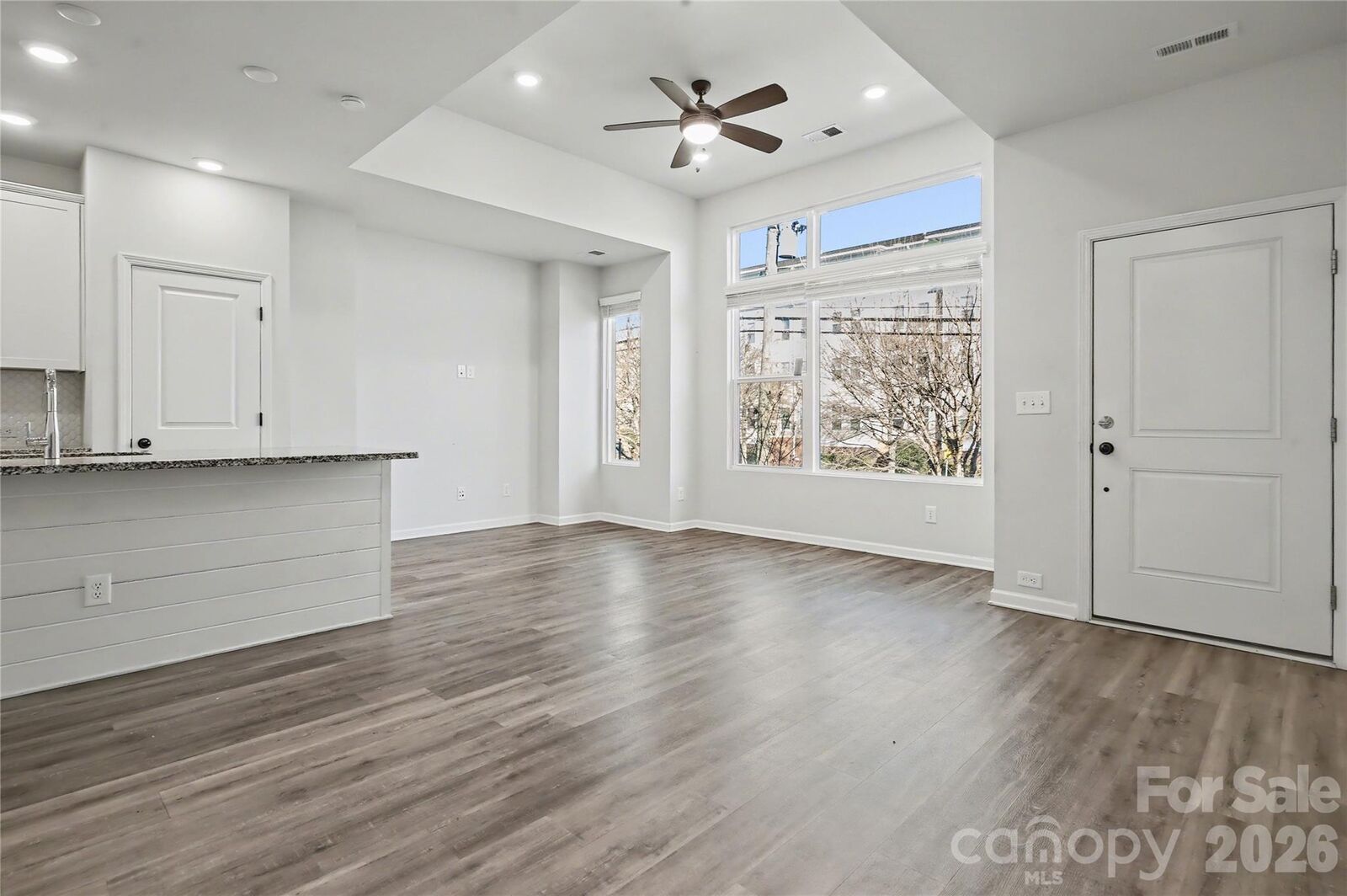 Property Photo:  2037 Statesville Avenue  NC 28206 