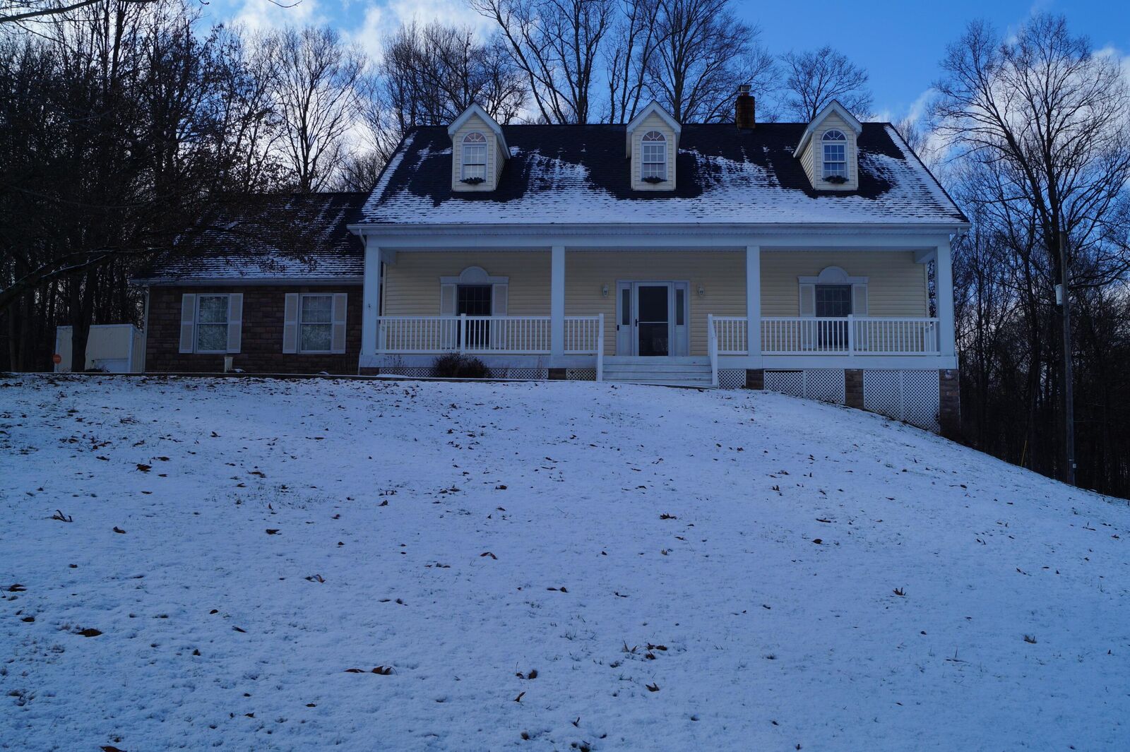 Property Photo:  2474 Sleepy Hollow SE Road  OH 43056 