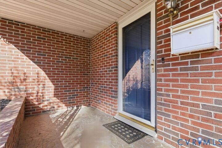 Property Photo: 122 Hampton Drive VA 23834