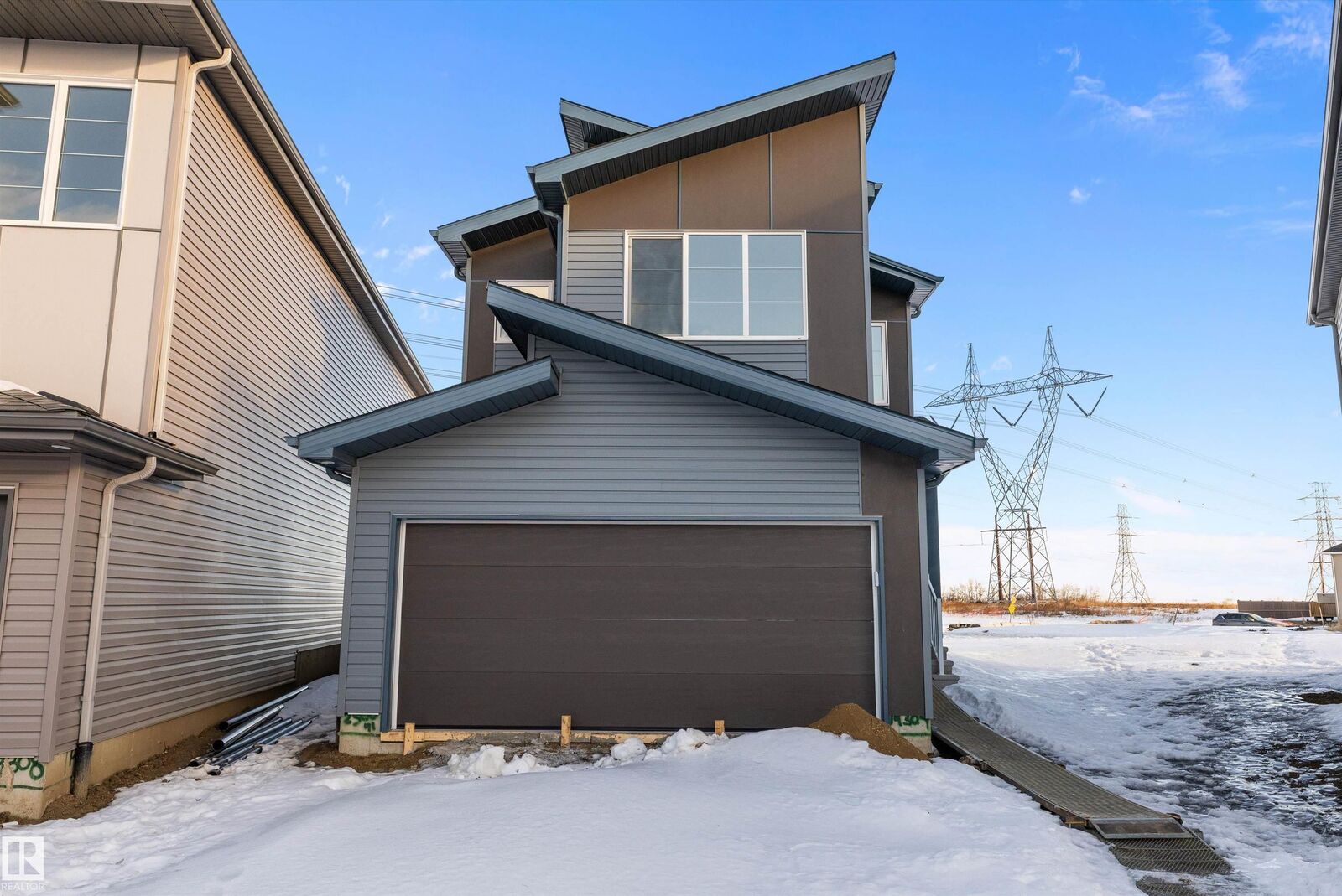 Property Photo:  19304 29 Avenue NW  AB T6M 3B2 
