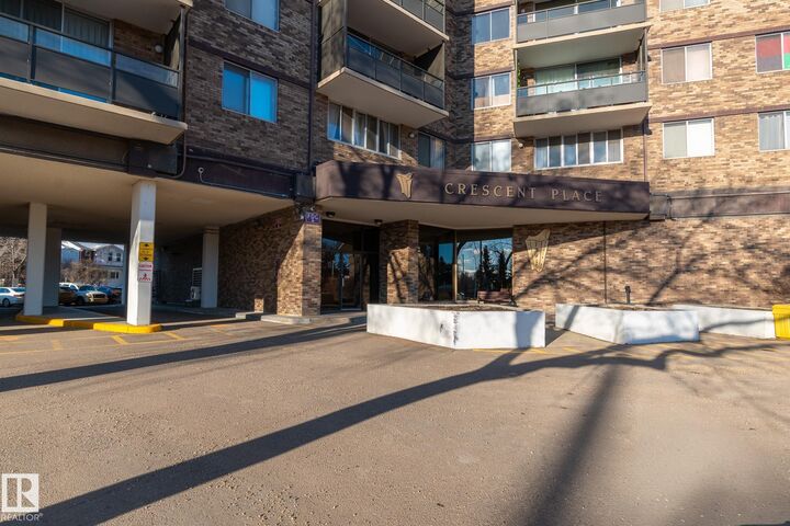 Photo de la propriété:  13910 Stony Plain Road NW 215  AB T5N 3R2 