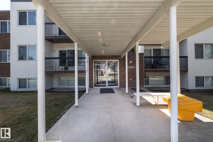 Photo de la propriété: 11455 41 Avenue NW 208 AB T6J 0T9