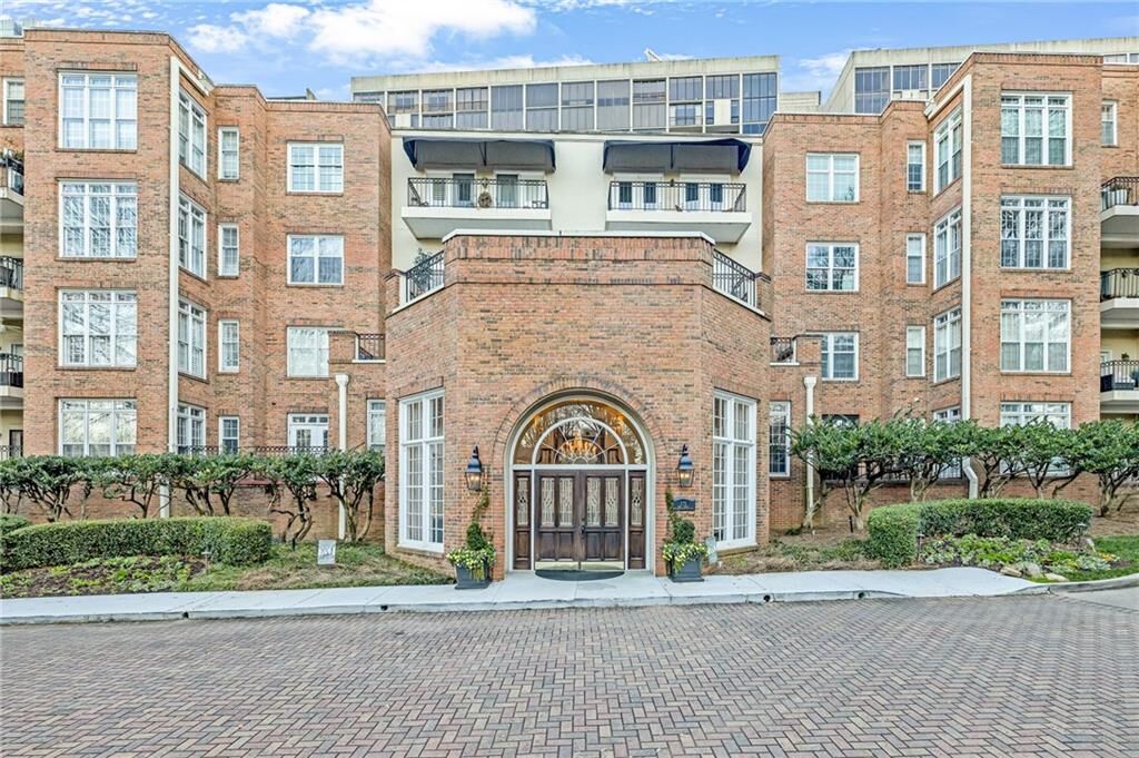 Property Photo:  175 15th Street NE 309  GA 30309 