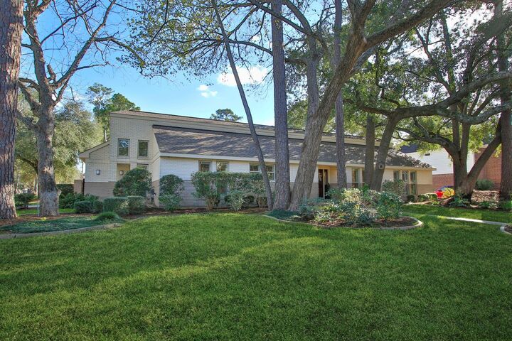 Property Photo: 8003 White Marsh Court TX 77379