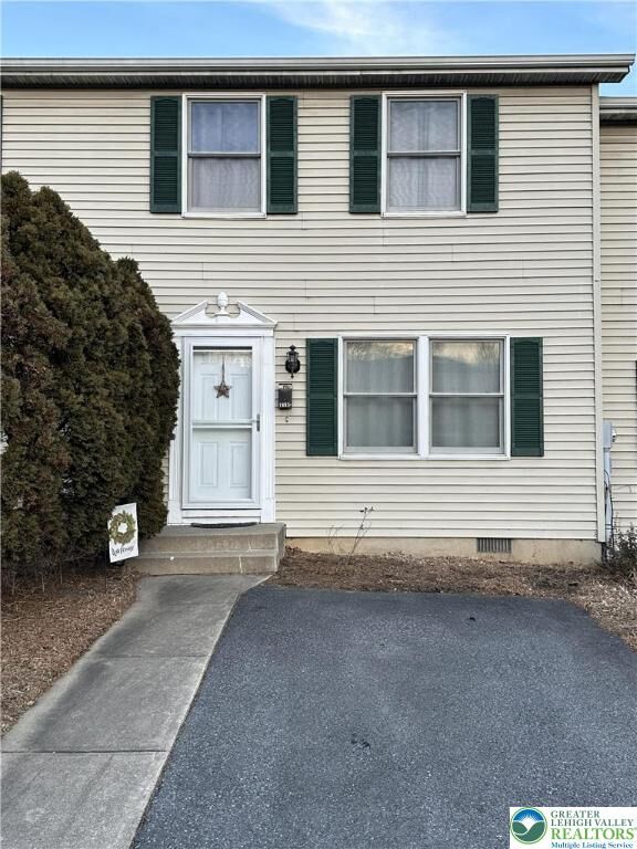 Property Photo:  1645 Canal Street  PA 18067 
