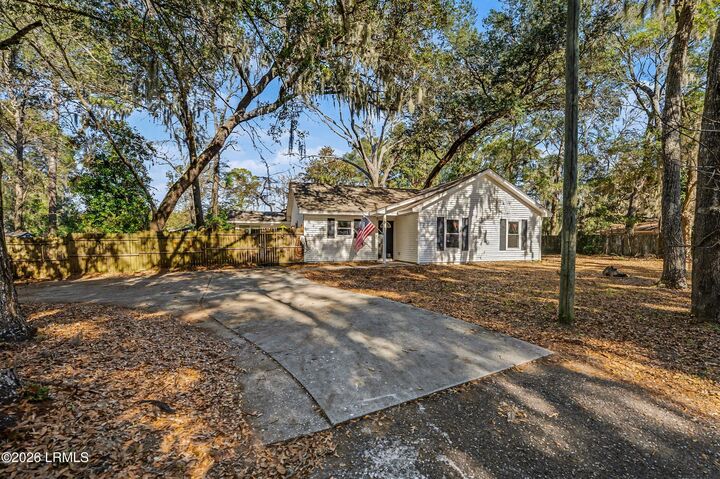 Property Photo:  8 Factory Creek Road  SC 29907 