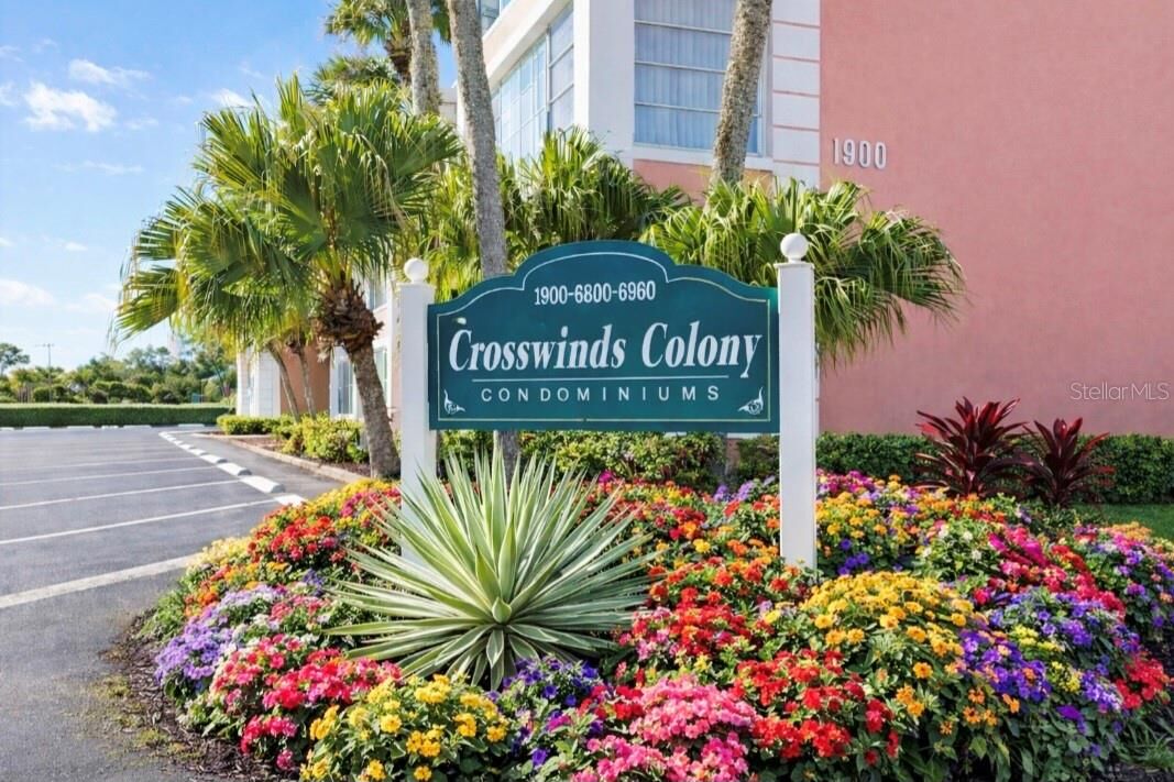 Property Photo:  6960 20th Avenue N 302  FL 33710 