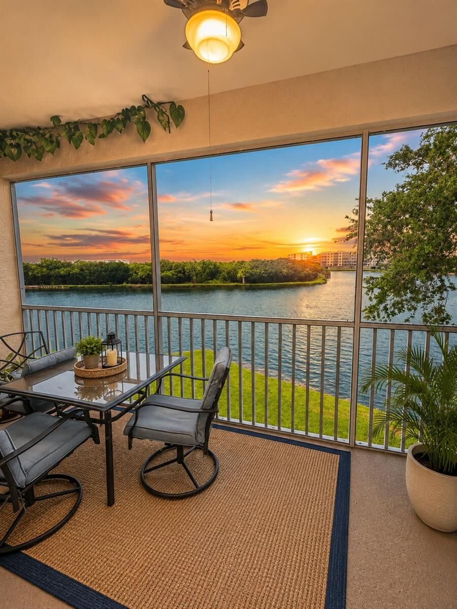 Property Photo:  6363 99th Way N 12I  FL 33708 