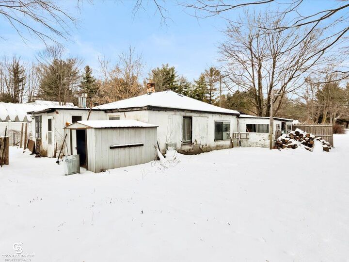 Property Photo:  5649 Lapeer Road  MI 48074 