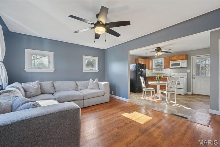 Property Photo:  911 Self Drive  MO 63026 