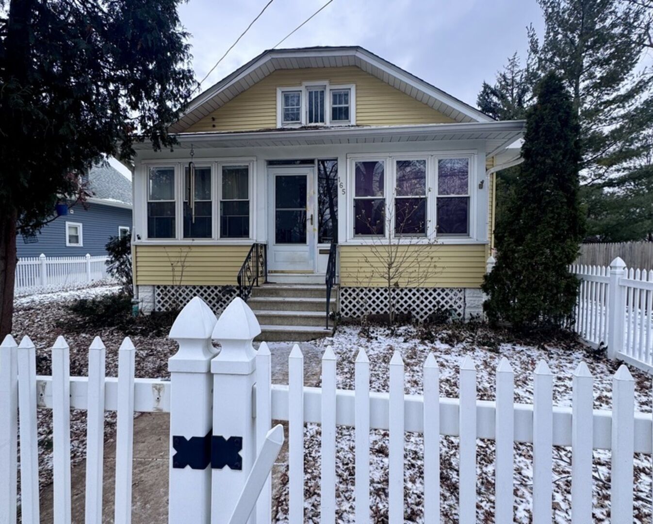 Property Photo: 165 Franklin Avenue IL 60506