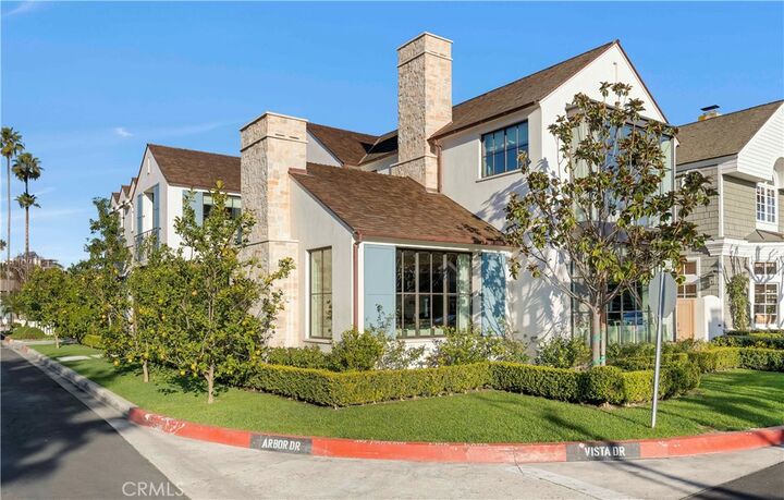 Property Photo:  2571 Vista  CA 92663 