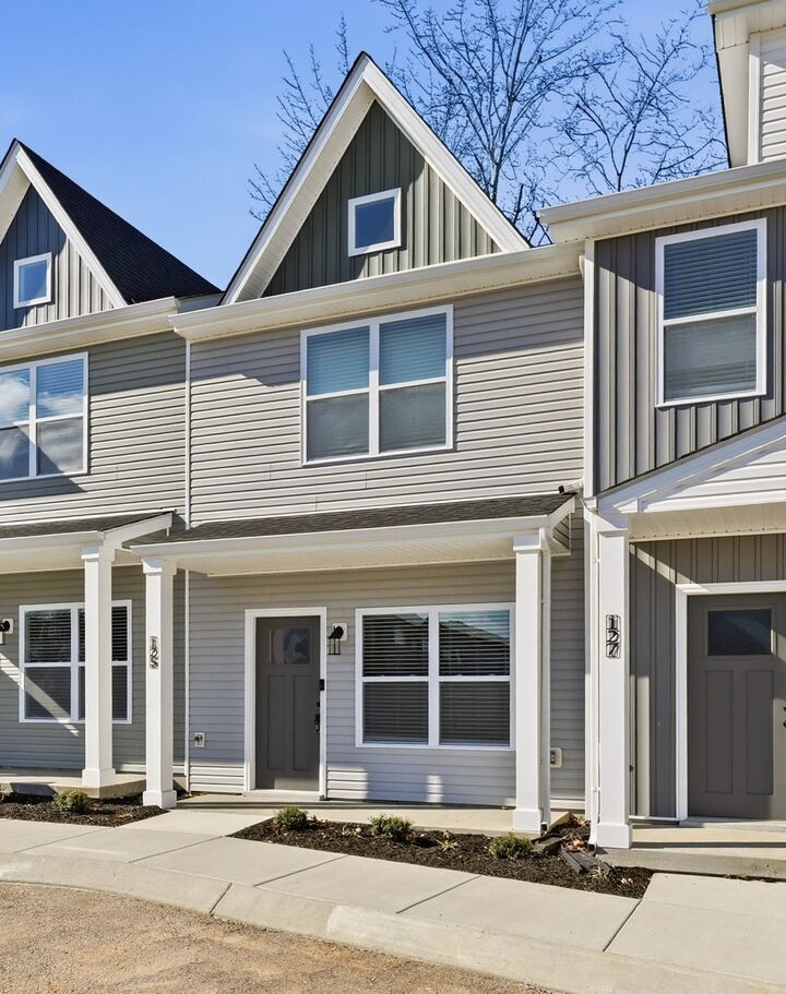 Property Photo:  125 Front Ridge Circle  TN 37040 