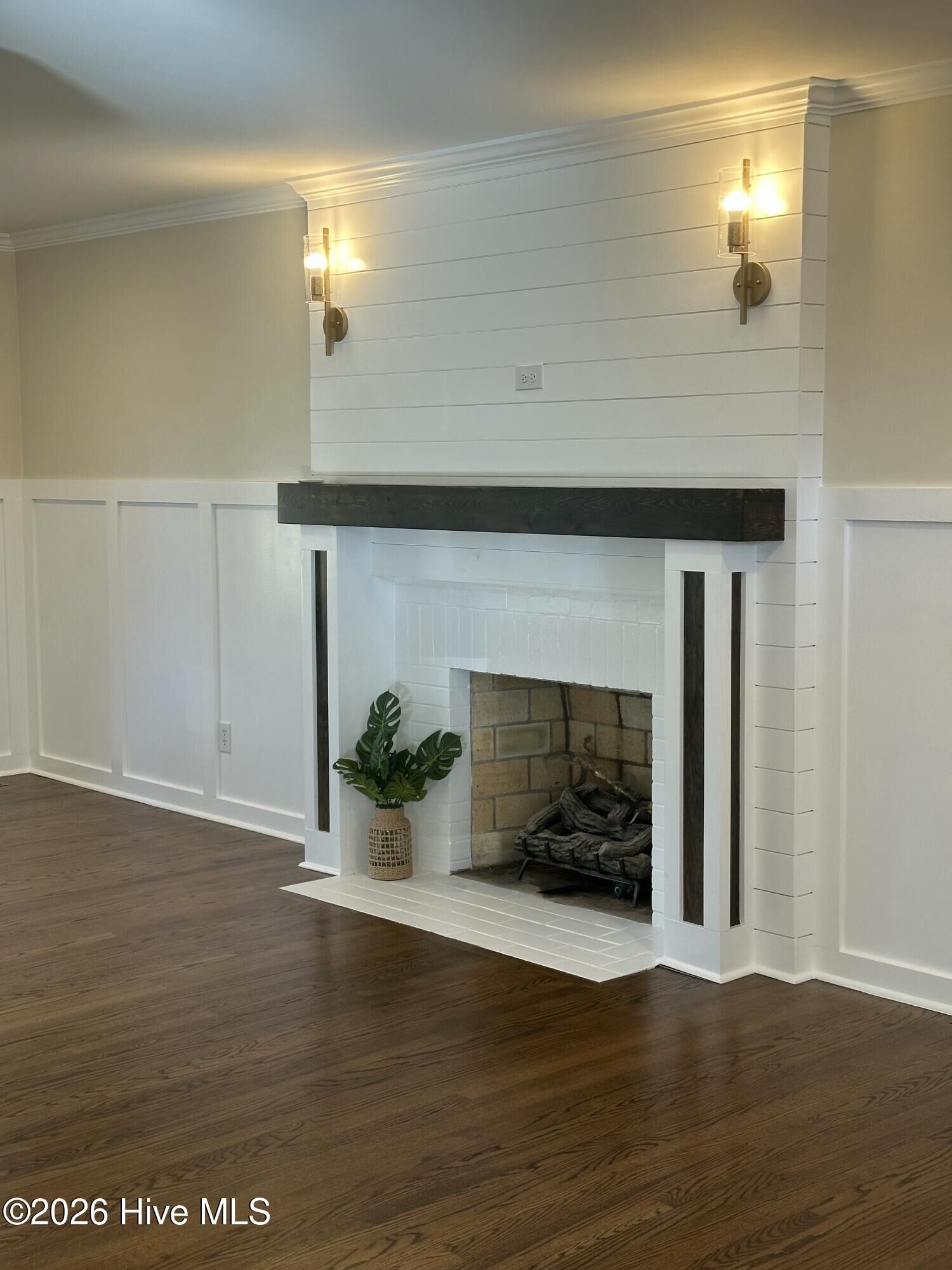 Property Photo: 305 Country Club Drive NC 28562