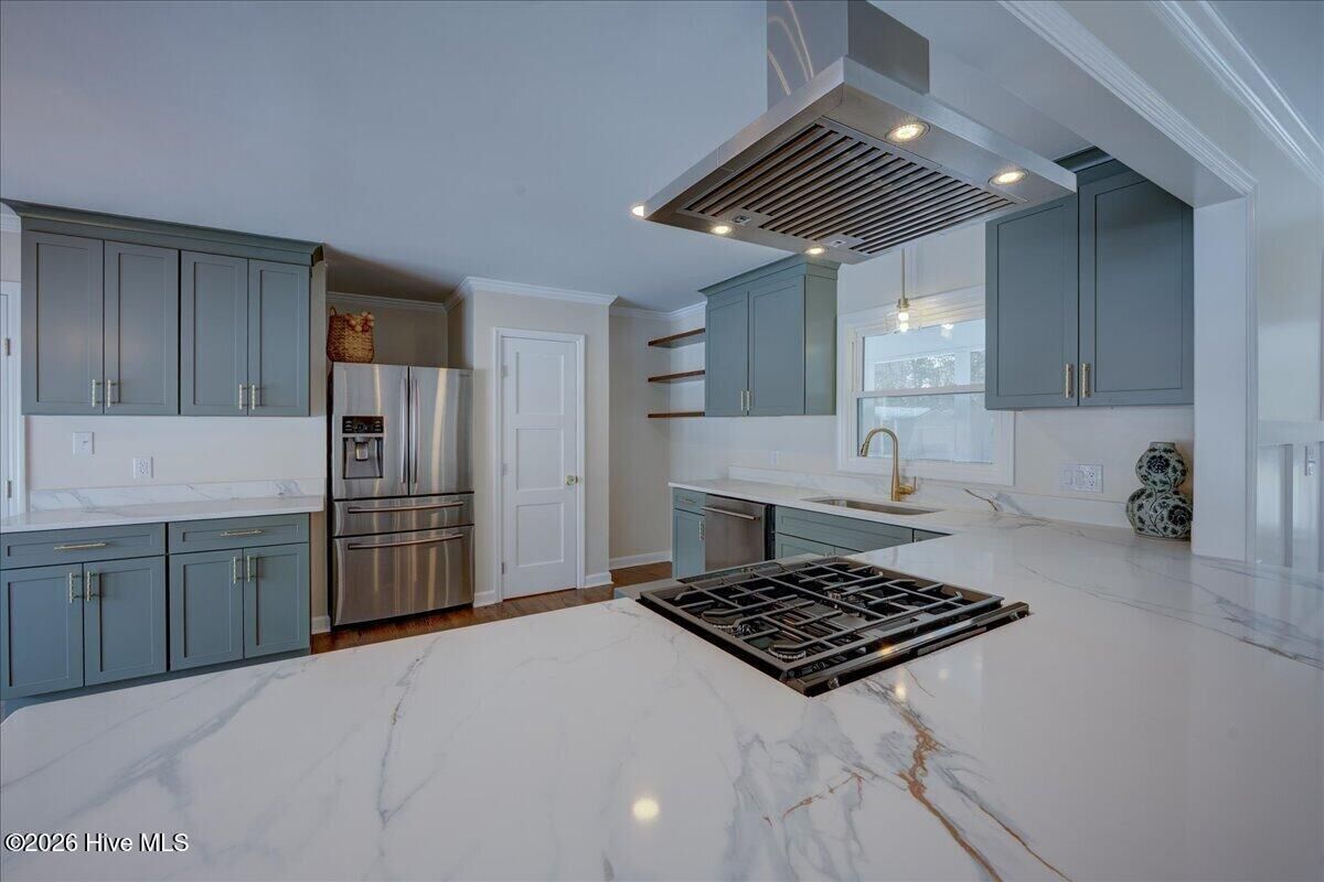 Property Photo:  305 Country Club Drive  NC 28562 