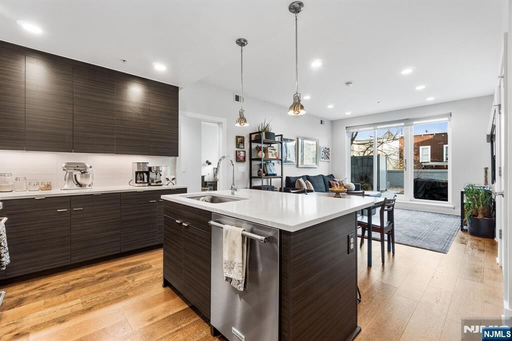 Property Photo:  502 Palisade 203  NJ 07307 