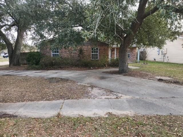 Property Photo:  1420 Admiral Nelson Drive  LA 70461 