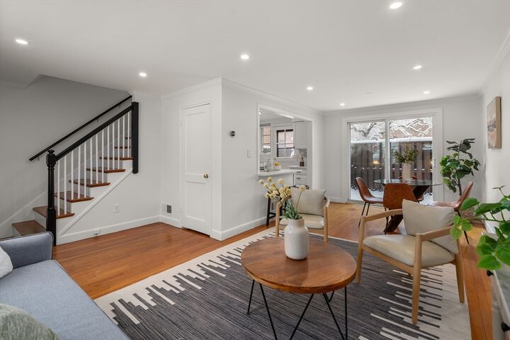 Property Photo:  314 Lexington Street 314  MA 02472 