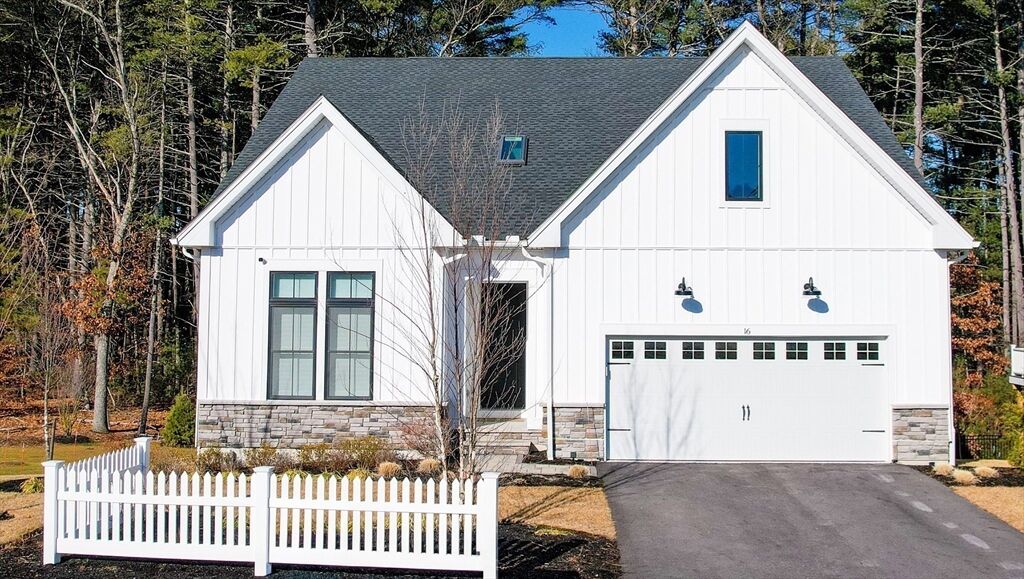 Property Photo:  16 Barnes Blvd 16  MA 01749 