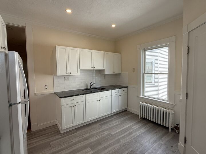 Property Photo:  93 Sydney Street 3  MA 02125 