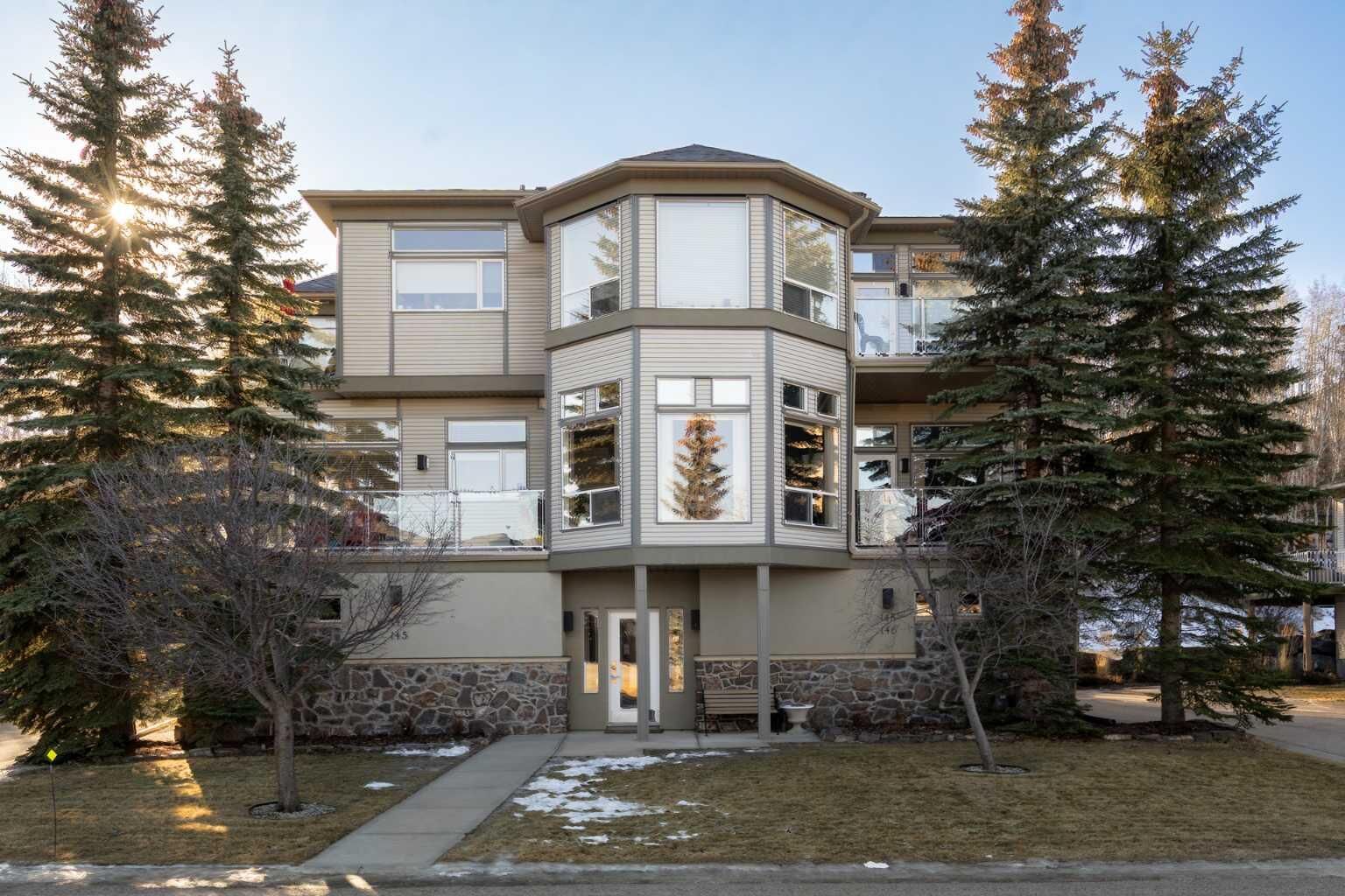 Property Photo:  145 Crawford Drive 2R  AB T4C 2G7 