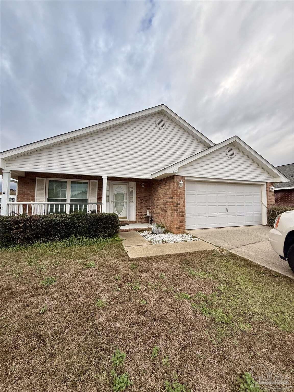 Property Photo:  6178 Bandol Ct  FL 32570 