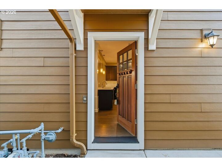 Property Photo:  1927 NW Sage St  WA 98607 