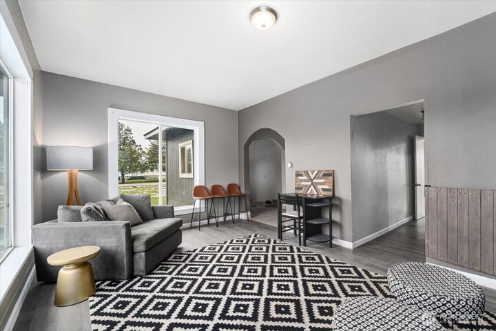 Property Photo:  214  Hamilton Street  WA 98830 